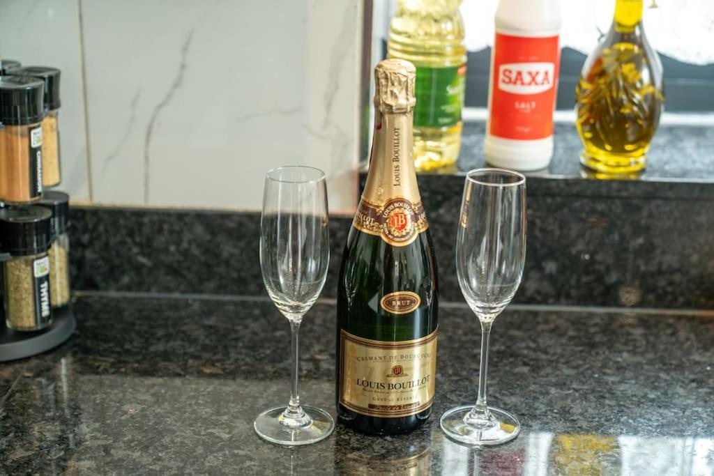 Appartamento Vibrant 3br Tottenham Home, Private Garden Wifi Parking Free On Request